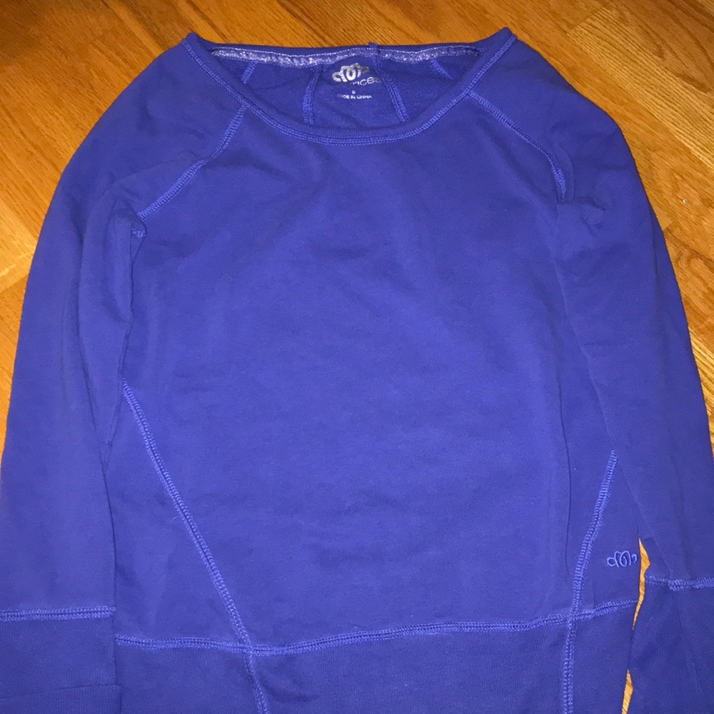 Woman’s crew neck